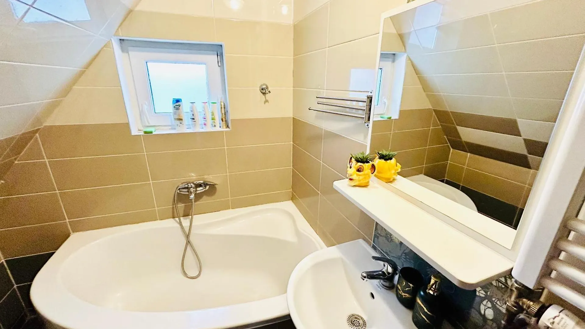Villa Apartments With Free Parking Prague 5 Czech Republic